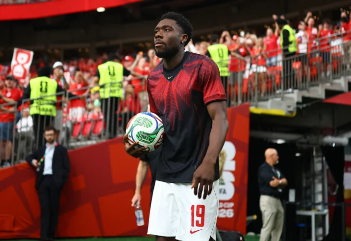 الظهور الأول في المونديال.. هل يقود ديفيز  المنتخب الكندي أمام جنوب إفريقيا ؟