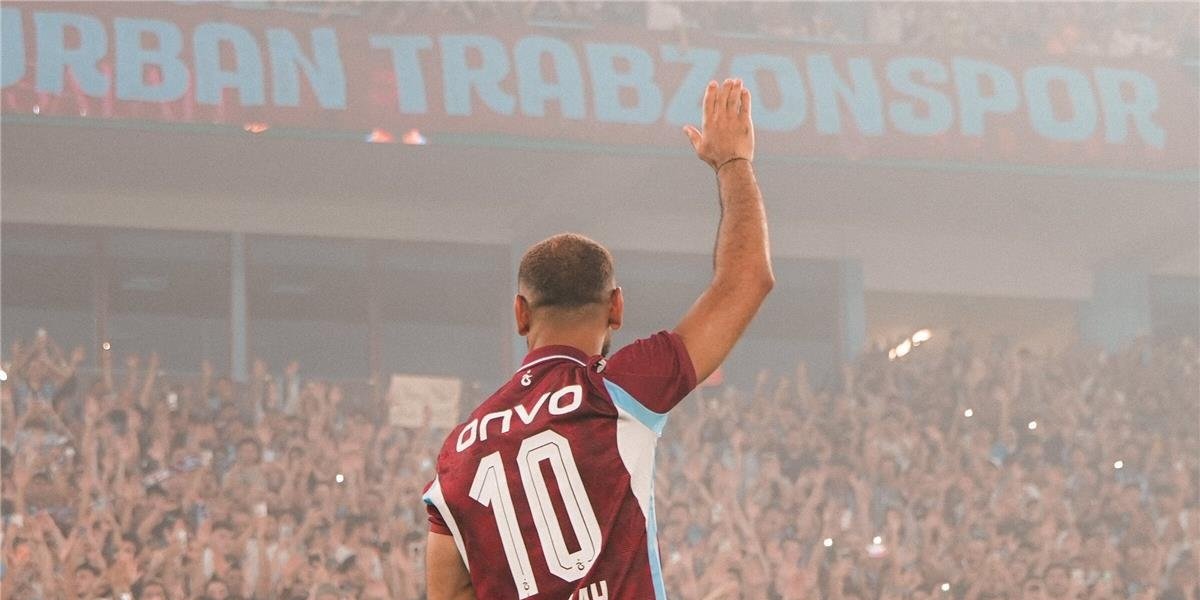 محمد صلاح يقود طرابزون سبور لرقم تاريخي.. 18 ألف اشتراك موسمي والهدف 25 ألفًا