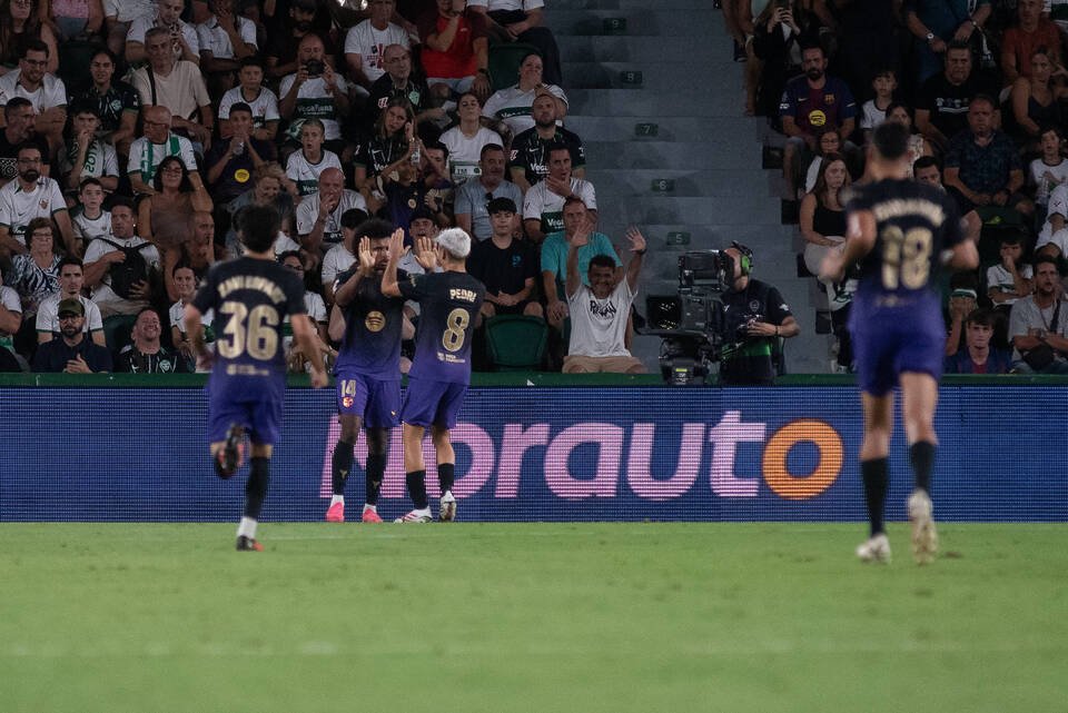 في غياب حمزة عبدالكريم.. برشلونة يكتسح إلتشي بخماسية نظيفة في الدوري الإسباني الممتاز